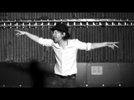 Radiohead A Wolf At The Door Paroles Lyrics Twivi
