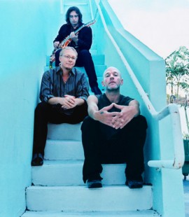 R.E.M. : nouvel album + maxi